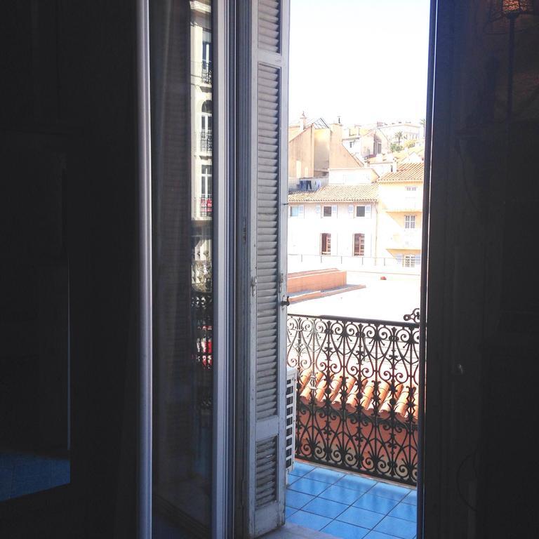 Modern Apartment 2 Bedrooms Quiet Terrace In A Palm Beach Area, 30 Meters From Seaside Cannes Exterior photo